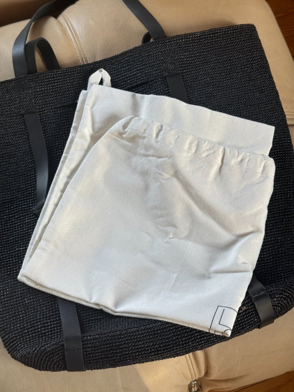 Janessa Leone Tanner Tote Bag - Picture 7 of 8
